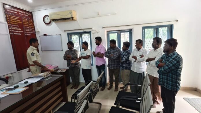 ధర్మవరం వన్‌టౌన్ పరిధిలో 8 మంది రౌడీషీటర్లు, అనుమానిత వ్యక్తుల బైండోవర్