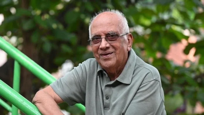 Singeetham Srinivasa Rao: లెజెండరీ డైరెక్టర్ సింగీతం శ్రీనివాసరావు కన్నుమూత